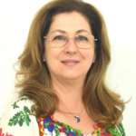 Dra. Mônica Holtz Grochocki - Diretora técnica do Consórcio Intergestores Paraná Saúde; membro titular da Comissão de Assistência Farmacêutica do Serviço Público do CRF-PR